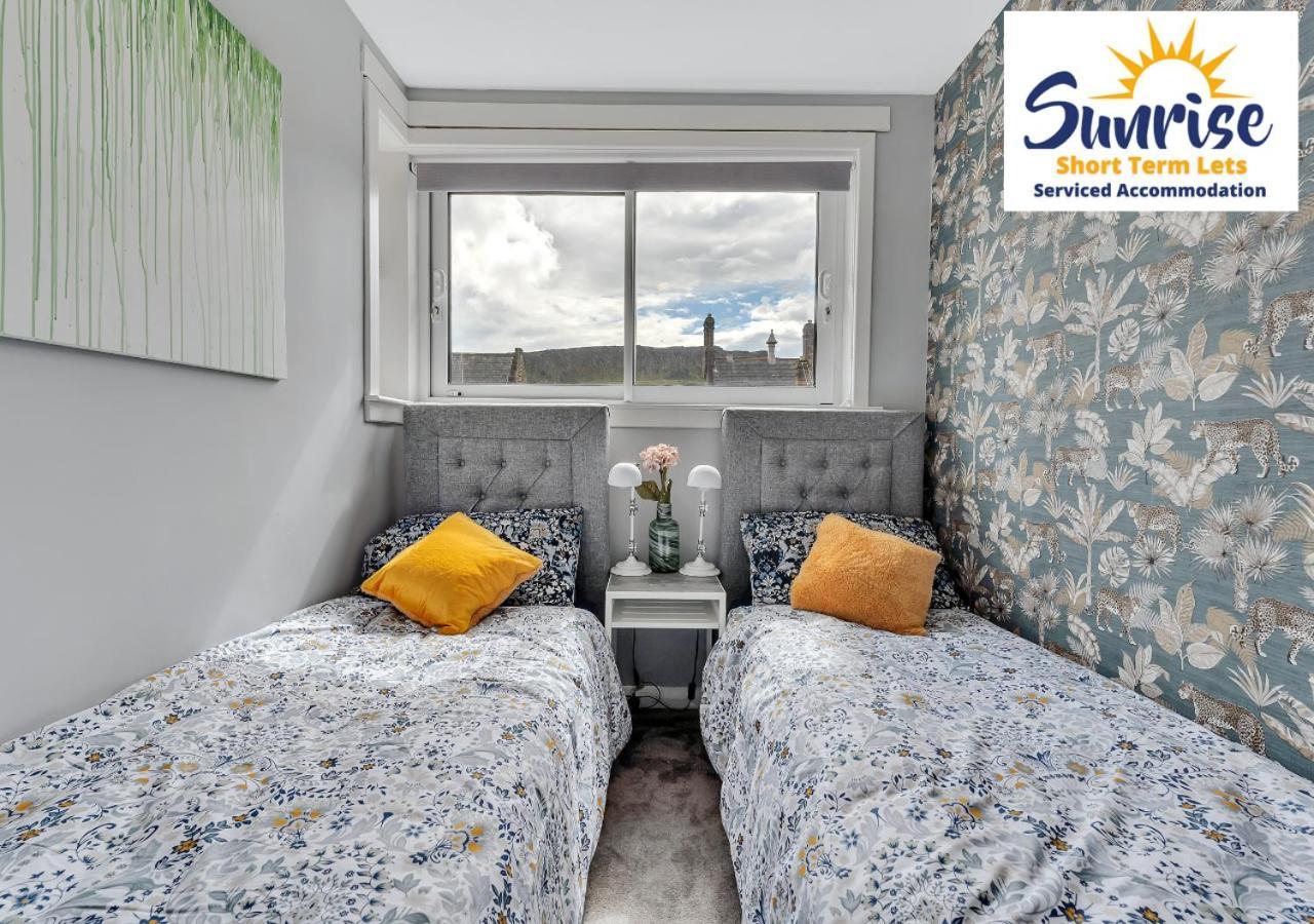 3 Beds At Arthurs Seat By Sunrise Short Lets Edinburg Exteriör bild
